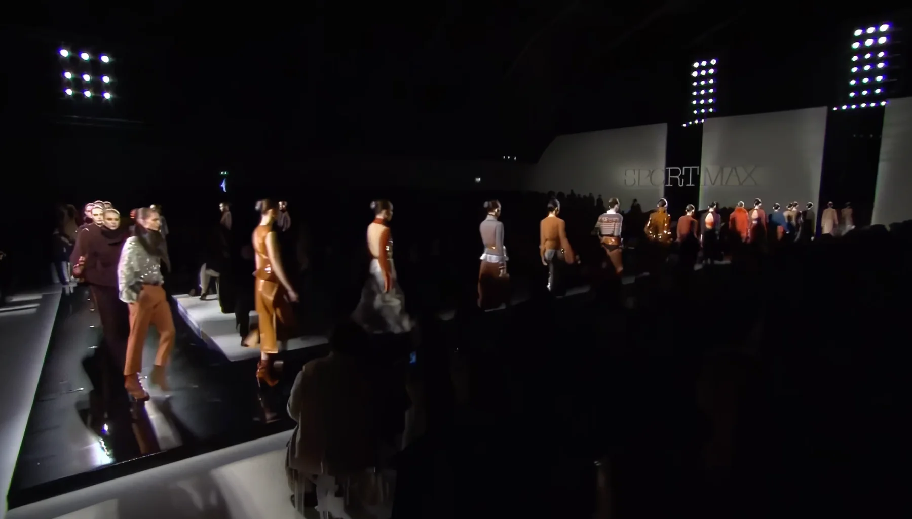 Sfilata di moda, immagine rappresentativa